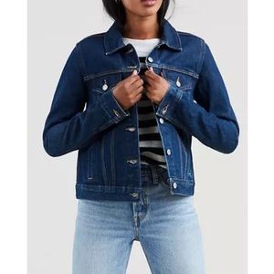 NWOT Levi's Original Trucker Denim Jacket